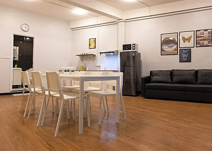 U4 Large 2 Bed Full Kitchen 200m To Bts バンコク都