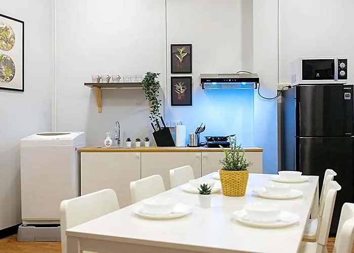 ホテル U4 Large 2 Bed Full Kitchen 200m To Bts バンコク都